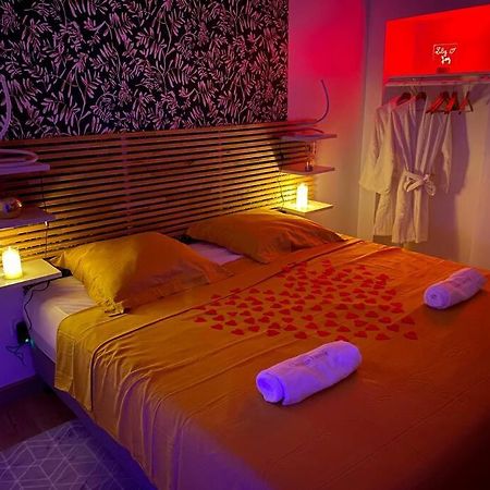 Maison Avec Jacuzzi - Louvres Proche Roissy Cdg - Paris Dış mekan fotoğraf